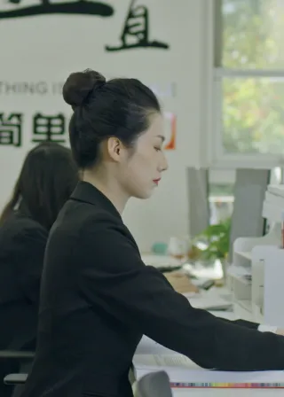邦德激光公司员工